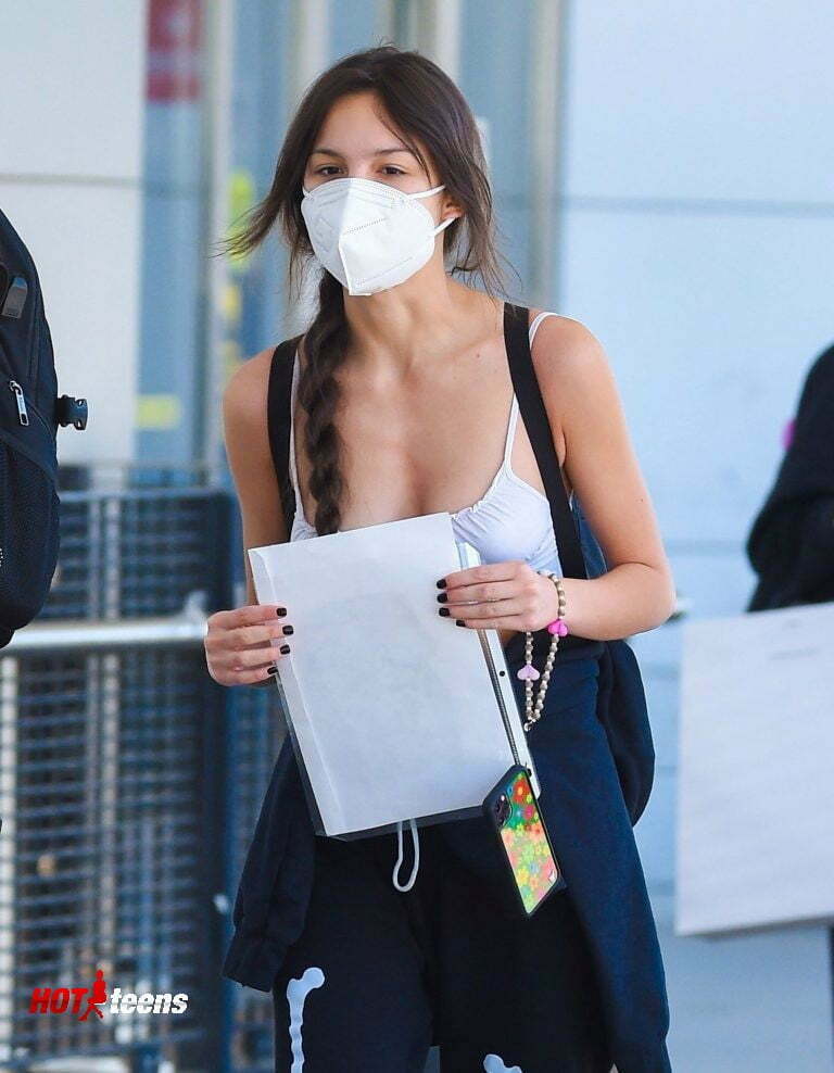 Sexy_Nude_Teen_Celeb