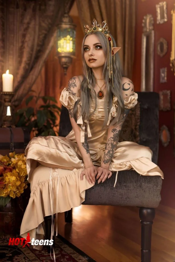 Stunning Elf Cosplay Costume