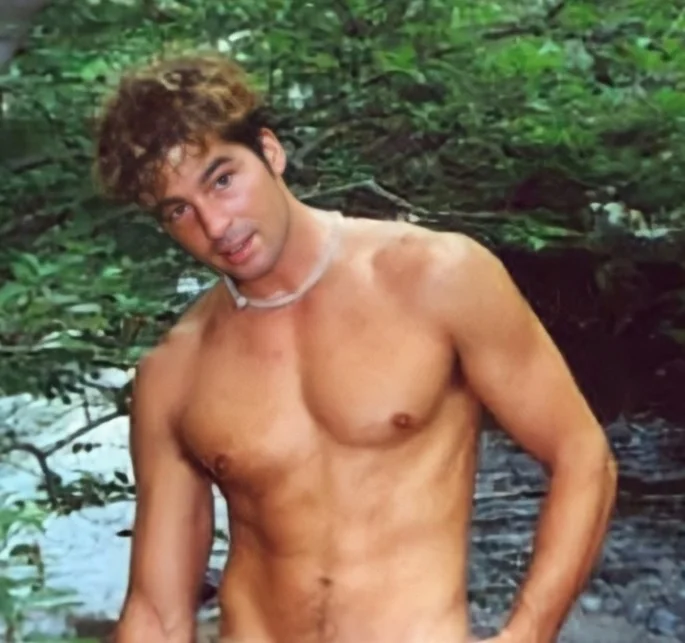 Ripped New Yorker flaccid penis pics submission