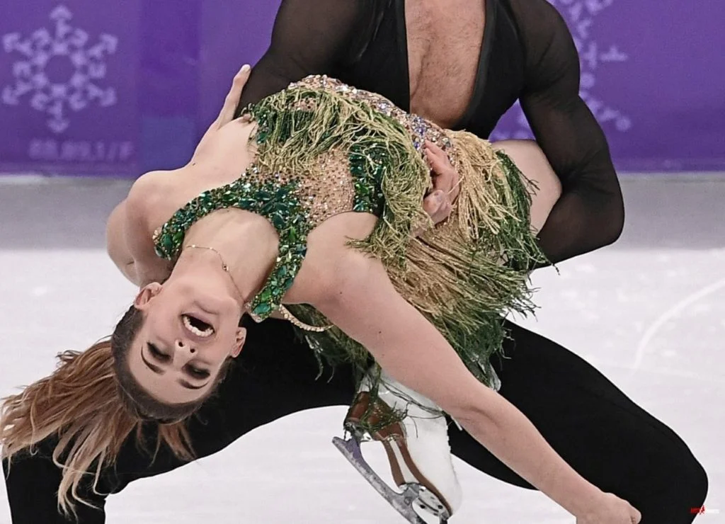 Gabriella Papadaki boob flash