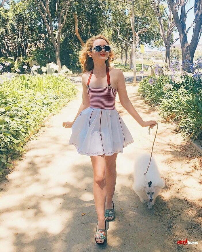 Glamourous American celebrity