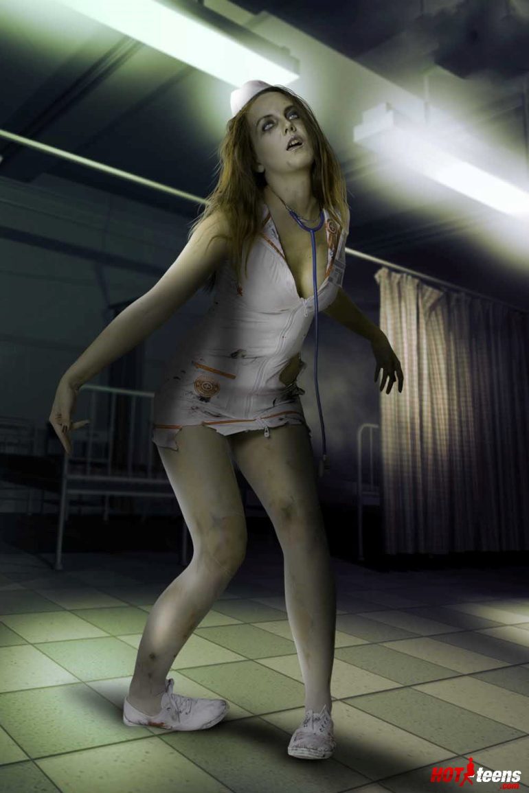 the-battle-of-walking-dead-naked-zombie-costume